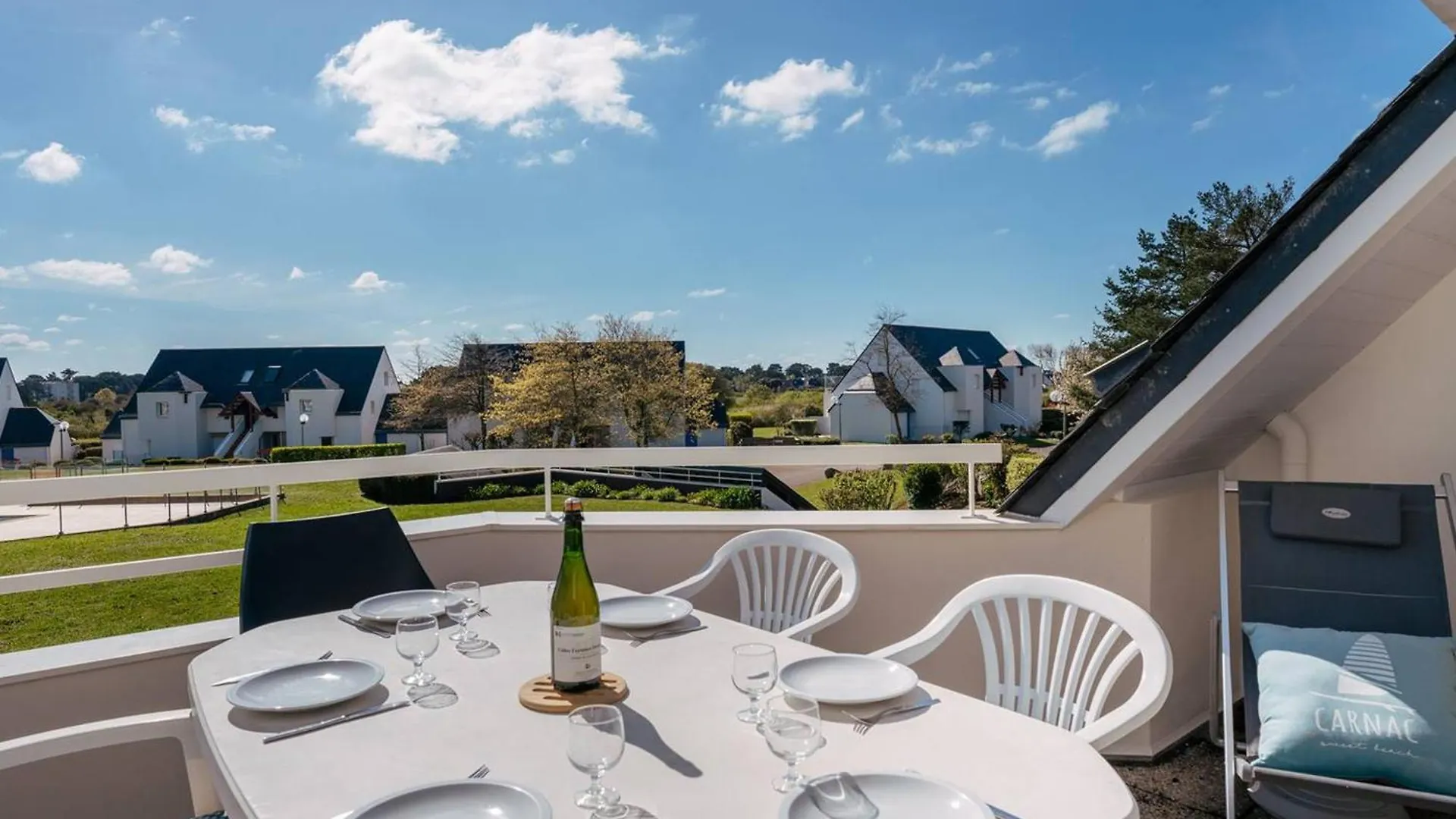Appartement Duplex 50M² A Carnac Avec Piscine Chauffee, Proche Plages Pour 6 Personnes - Fr-1-477-63 0*,  France